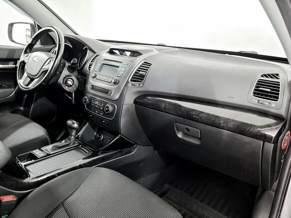 2018 Kia Sorento II Рестайлинг, серый, 1895000 рублей - вид 10