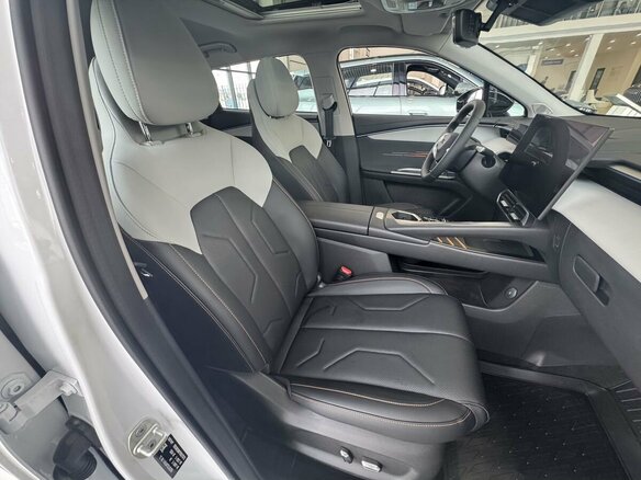 2026 Omoda C5 II, белый, 2729000 рублей - вид 11