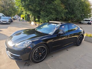 2018 Porsche Panamera 4 II, чёрный, 4650000 рублей, вид 1