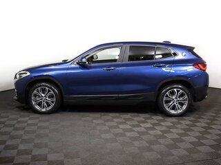 2020 BMW X2 xDrive18d I (F39), синий, 3600000 рублей, вид 5