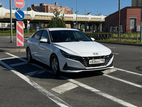 Hyundai Avante VII