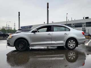 2012 Volkswagen Jetta VI, серебристый, 800000 рублей, вид 3