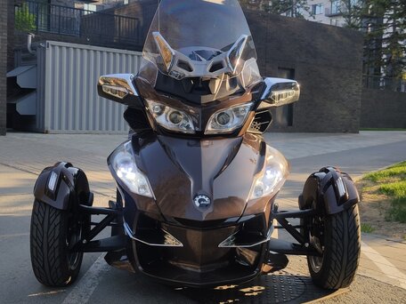 2013 BRP Can-Am Spyder, коричневый, 1875000 рублей, вид 2
