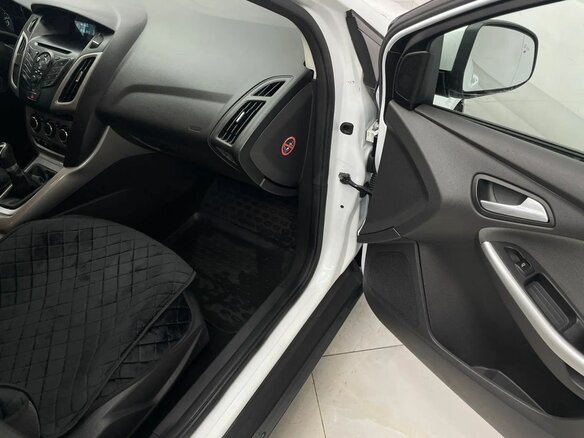 2013 Ford Focus III, белый, 830000 рублей - вид 14