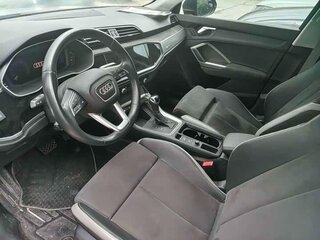 2022 Audi Q3 35 TFSI II (F3), серый, 1940000 рублей, вид 5