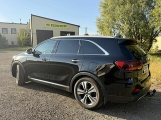 2019 Kia Sorento III Prime Рестайлинг, чёрный, 2800000 рублей, вид 4