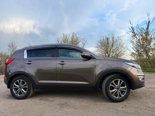 2013 Kia Sportage III, коричневый, 1300000 рублей, вид 3