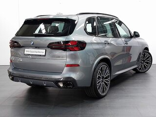 2025 BMW X5 40i IV (G05/G18) Рестайлинг, серый, 14800000 рублей, вид 4