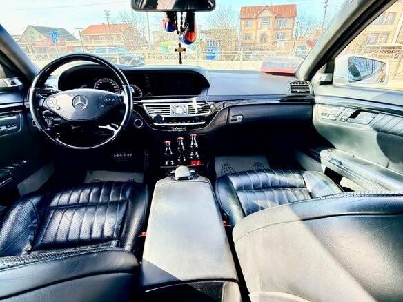 2011 Mercedes-Benz S-Класс 500 V (W221) Рестайлинг, белый, 1600000 рублей - вид 9
