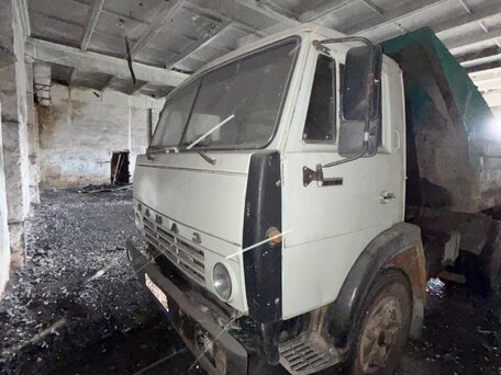 2000 КамАЗ 5511, зелёный, 700000 рублей, вид 2