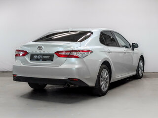 2021 Toyota Camry VIII (XV70) Рестайлинг, белый, 3150000 рублей, вид 5