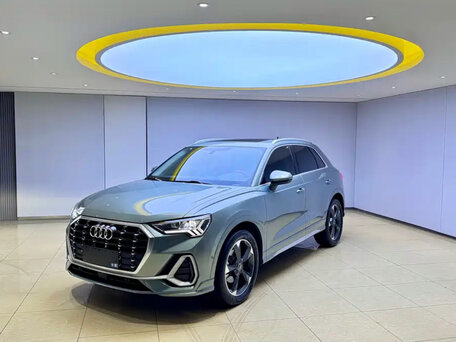2023 Audi Q3 35 TFSI II (F3), серебристый, 3000000 рублей, вид 1