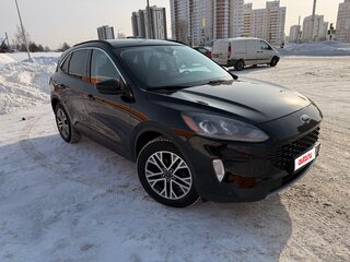 2022 Ford Escape IV, чёрный, 1500000 рублей, вид 3