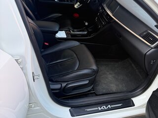 2019 Kia Optima IV Рестайлинг, белый, 1450000 рублей, вид 4