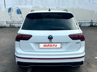 2021 Volkswagen Tiguan II Рестайлинг, белый, 3650000 рублей, вид 4