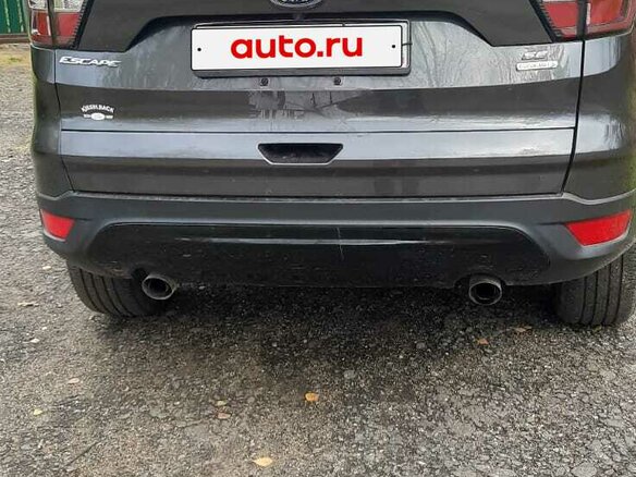 2018 Ford Escape III Рестайлинг, серый, 1450000 рублей - вид 3