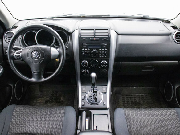 2013 Suzuki Grand Vitara II Рестайлинг 2, белый - вид 12