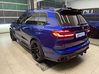 2022 BMW X7 M60i I (G07) Рестайлинг, синий, 15490000 рублей, вид 4
