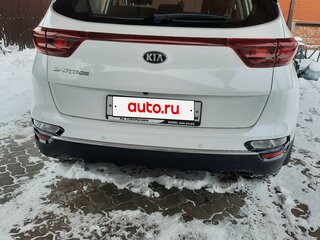 2021 Kia Sportage IV Рестайлинг, белый, 2650000 рублей, вид 3