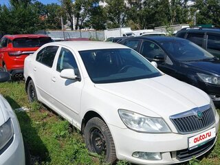 2012 Skoda Octavia II (A5) Рестайлинг, белый, 349000 рублей, вид 4
