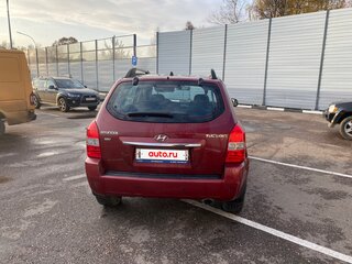 2008 Hyundai Tucson I, красный, 650000 рублей, вид 4
