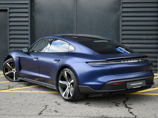 2020 Porsche Taycan Turbo S I, синий, 9300000 рублей, вид 3