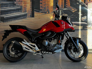 2026 Honda NC 750X, красный, 1530000 рублей, вид 3