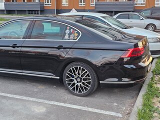 2019 Volkswagen Passat B8, чёрный, 1900000 рублей, вид 5