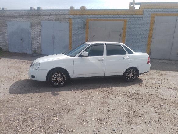 2012 Lada (ВАЗ) Priora I, белый, 500000 рублей - вид 3