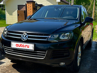 2011 Volkswagen Touareg II, чёрный, 2000000 рублей, вид 2