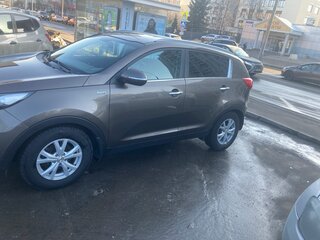 2013 Kia Sportage III, коричневый, 1284500 рублей, вид 4