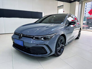 Volkswagen Golf VIII