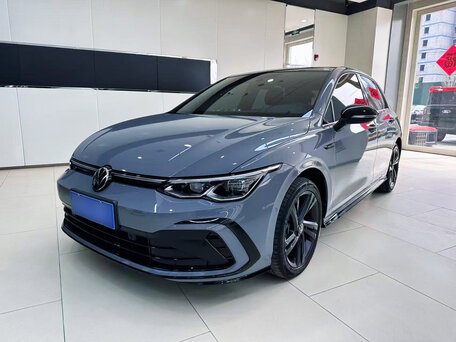 Volkswagen Golf VIII