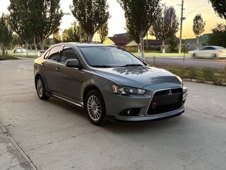 2014 Mitsubishi Lancer X Рестайлинг, серый, 810000 рублей, вид 2