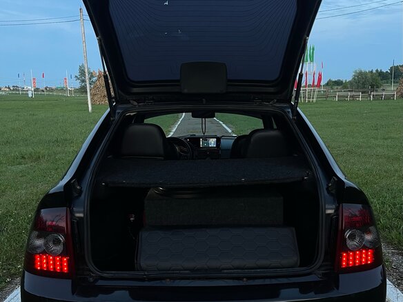 2011 Lada (ВАЗ) Priora I, чёрный, 450000 рублей - вид 18