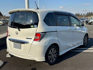 2016 Honda Freed I Рестайлинг 2, белый, 813000 рублей, вид 4