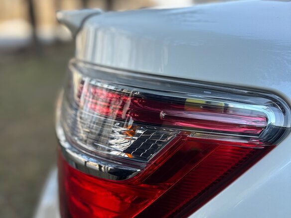 2017 Toyota Camry VII (XV50) Рестайлинг, белый, 2050000 рублей - вид 17
