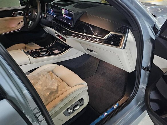 2026 BMW X5 40d IV (G05/G18) Рестайлинг, серый - вид 12