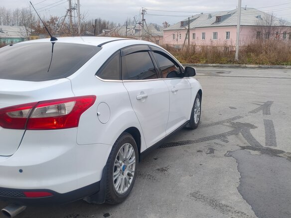 2012 Ford Focus III, белый, 750000 рублей - вид 6