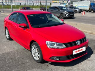 2011 Volkswagen Jetta V, красный, 800000 рублей, вид 1