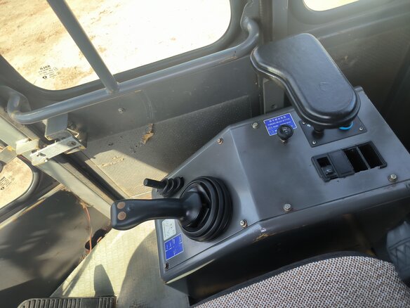 2011 SDLG LG 918, жёлтый - вид 11