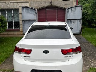2011 Kia Cerato Koup II, белый, 777000 рублей, вид 2