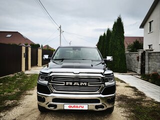 2018 Ram 1500 Crew Cab V, чёрный, 6500000 рублей, вид 1