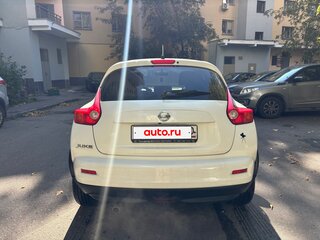 2012 Nissan Juke I, белый, 850000 рублей, вид 5