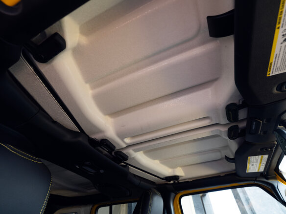 2021 Jeep Wrangler IV (JL), жёлтый, 4900000 рублей - вид 20
