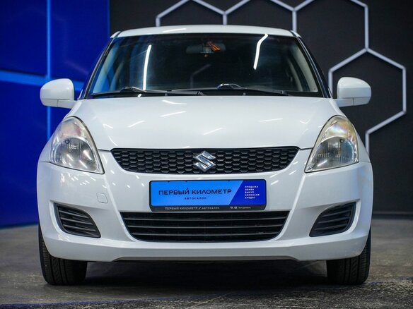 2012 Suzuki Swift IV, белый, 710000 рублей - вид 3