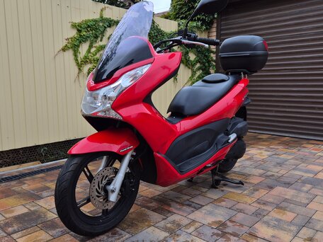 2012 Honda PCX 150, красный, 350000 рублей, вид 3