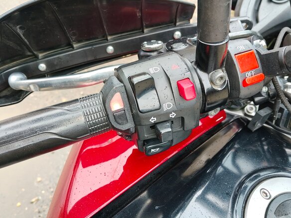 2010 Kawasaki Versys 650, красный, 415000 рублей - вид 12