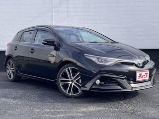 2015 Toyota Auris II Рестайлинг, чёрный, 899000 рублей, вид 1
