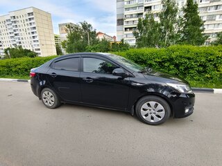 2015 Kia Rio III Рестайлинг, чёрный, 1250000 рублей, вид 5